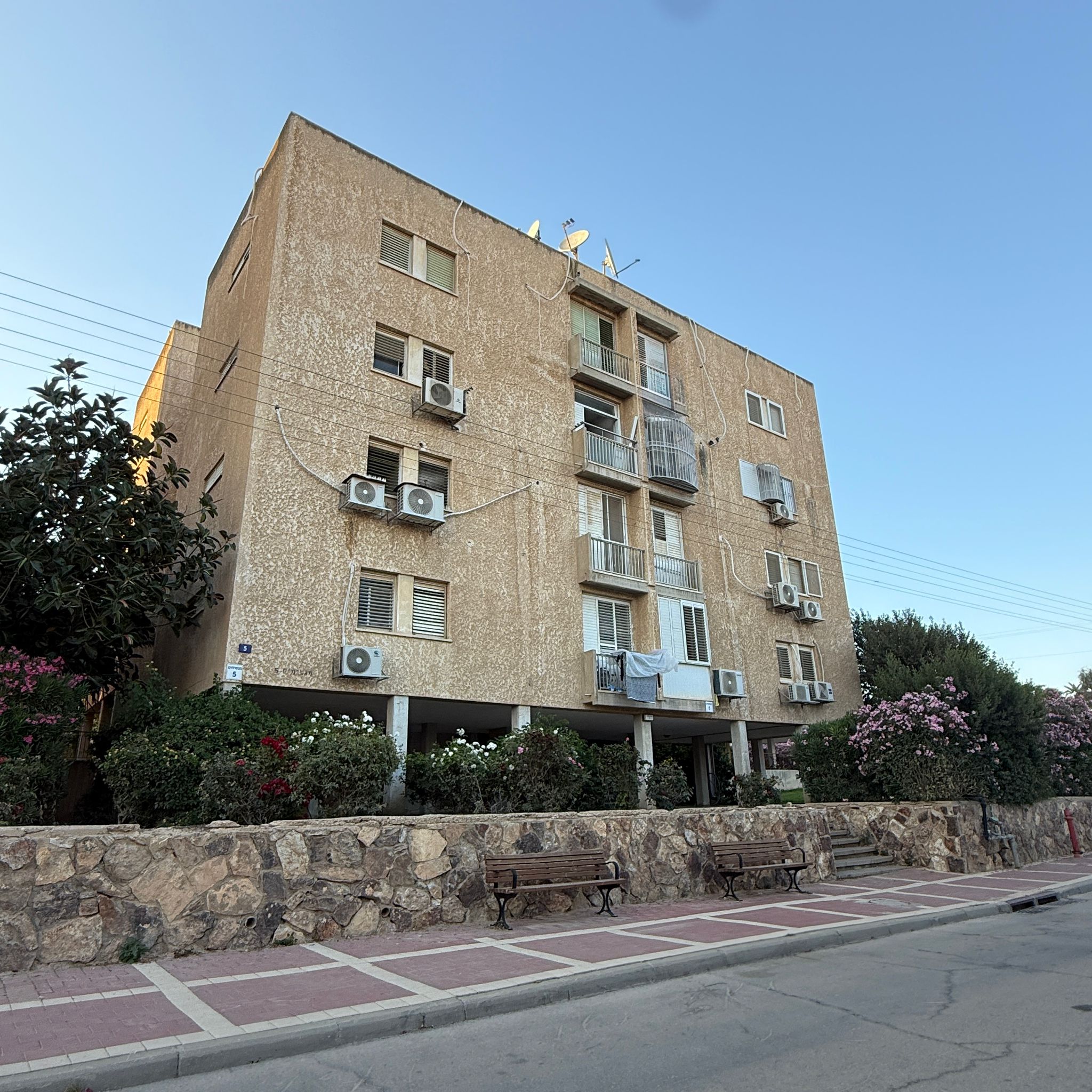 properties-image
